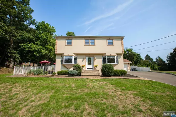 North Haledon, NJ 07508,44 Forest DR