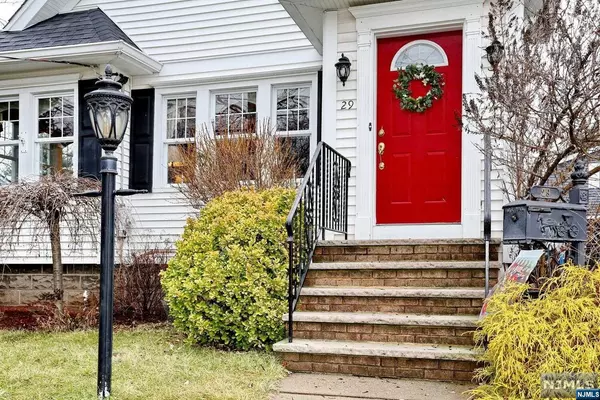 Dumont, NJ 07628,29 Patton PL