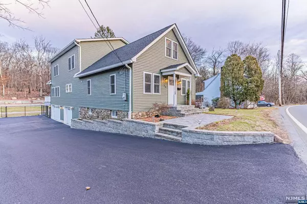 Bloomingdale, NJ 07403,74 Glenwild AVE