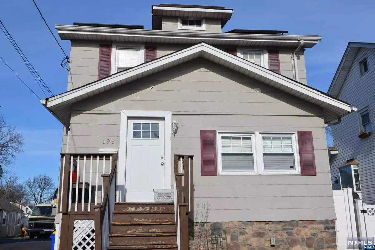 Teaneck, NJ 07666,195 Oak ST