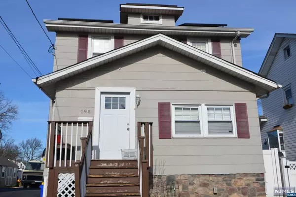 195 Oak ST, Teaneck, NJ 07666