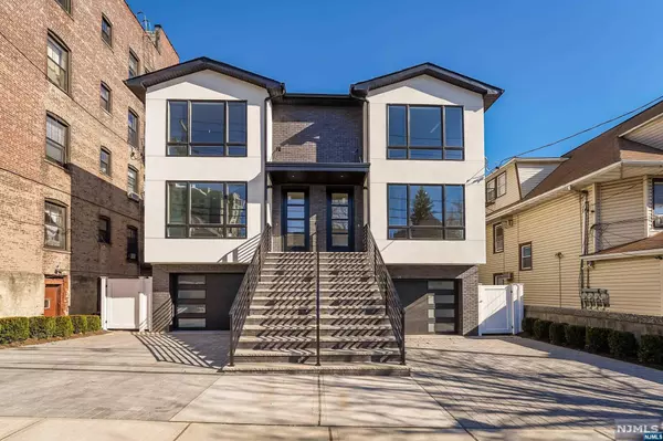 297 Lafayette AVE #A, Cliffside Park, NJ 07010