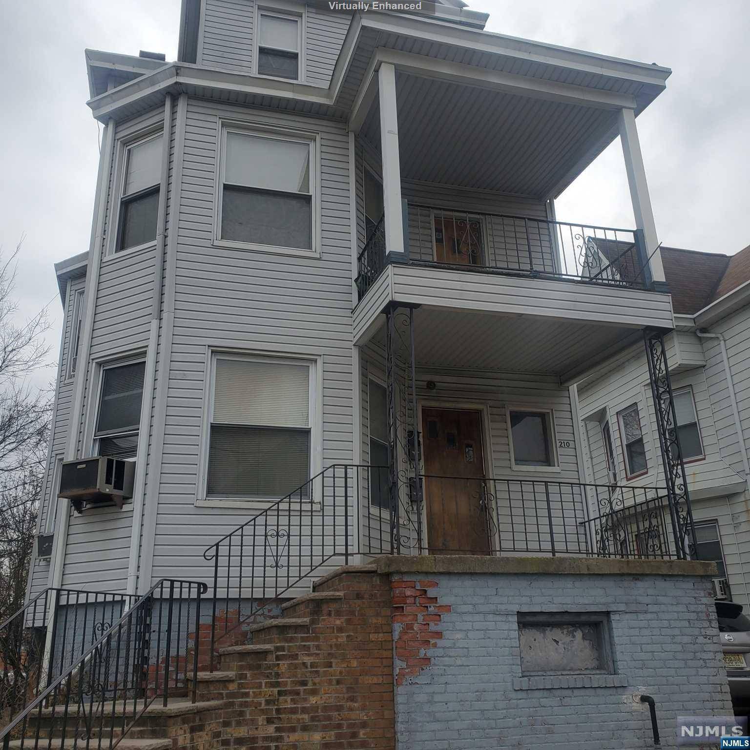 210 17th AVE, Paterson, NJ 07504