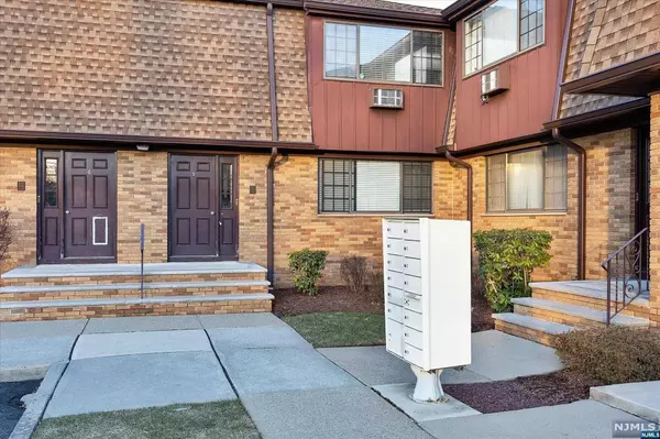 148 Allwood RD #5B, Clifton, NJ 07014