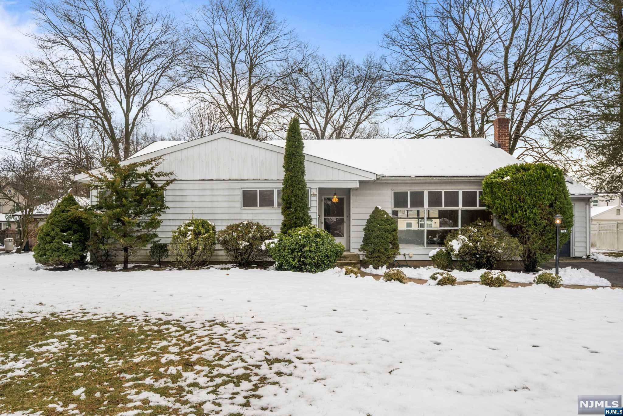 649 Taylor AVE, Oradell, NJ 07649