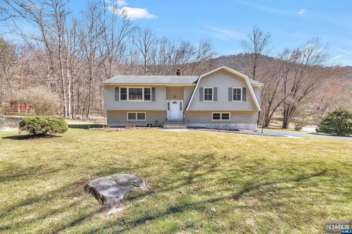 Ringwood, NJ 07456,140 Stonetown RD
