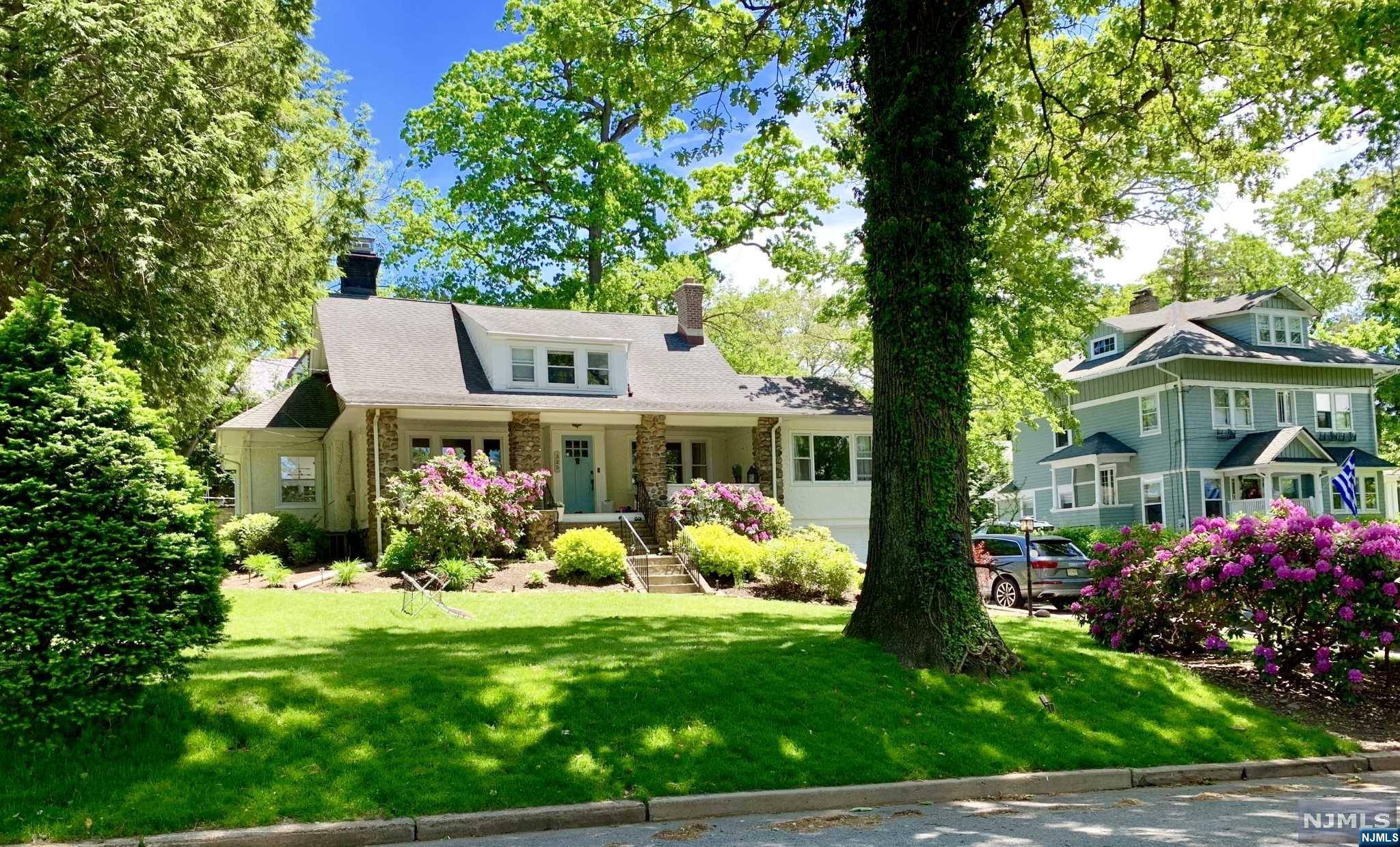 325 Wastena TER, Ridgewood, NJ 07450