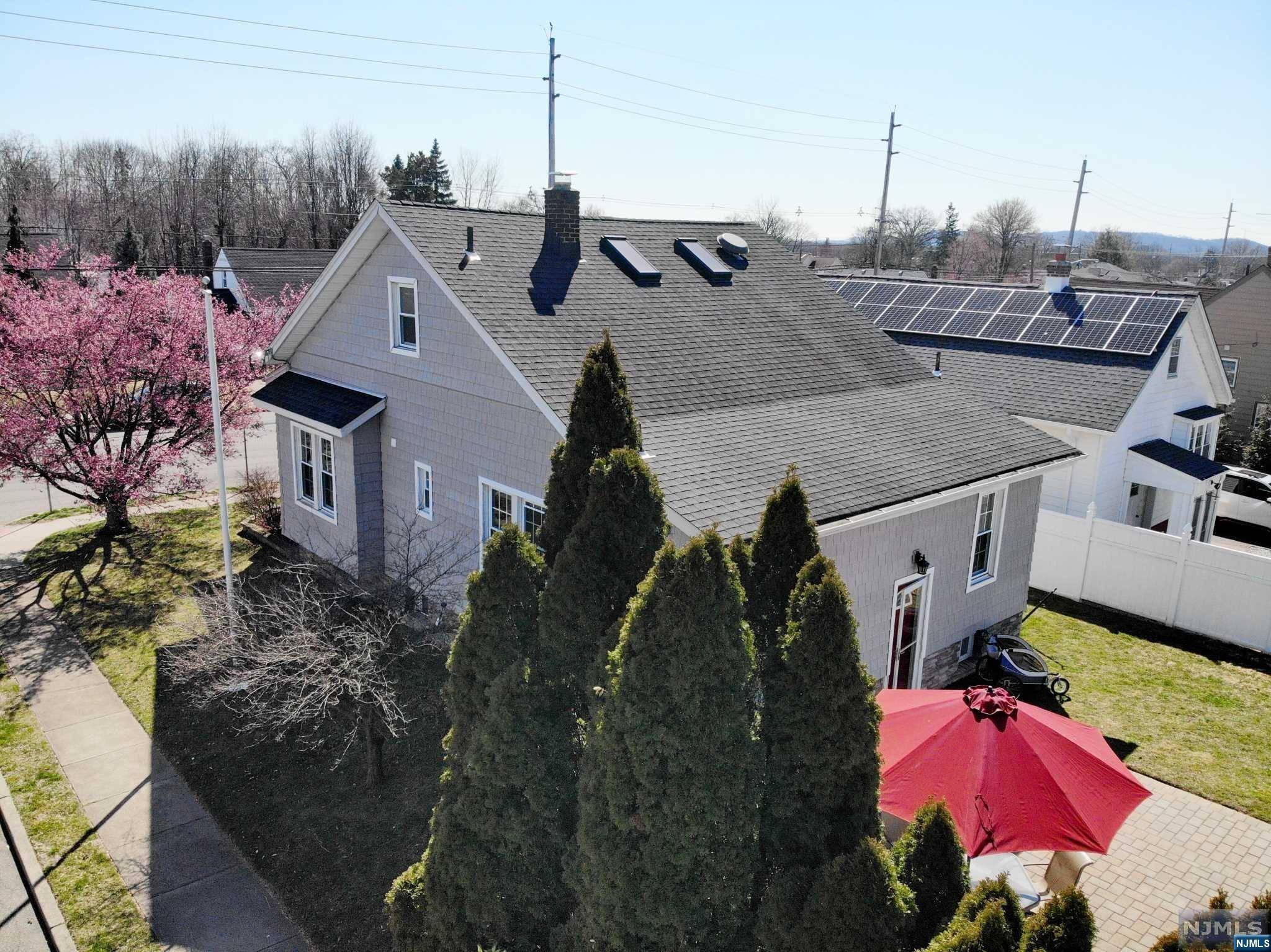 9-19 Berdan AVE, Fair Lawn, NJ 07410