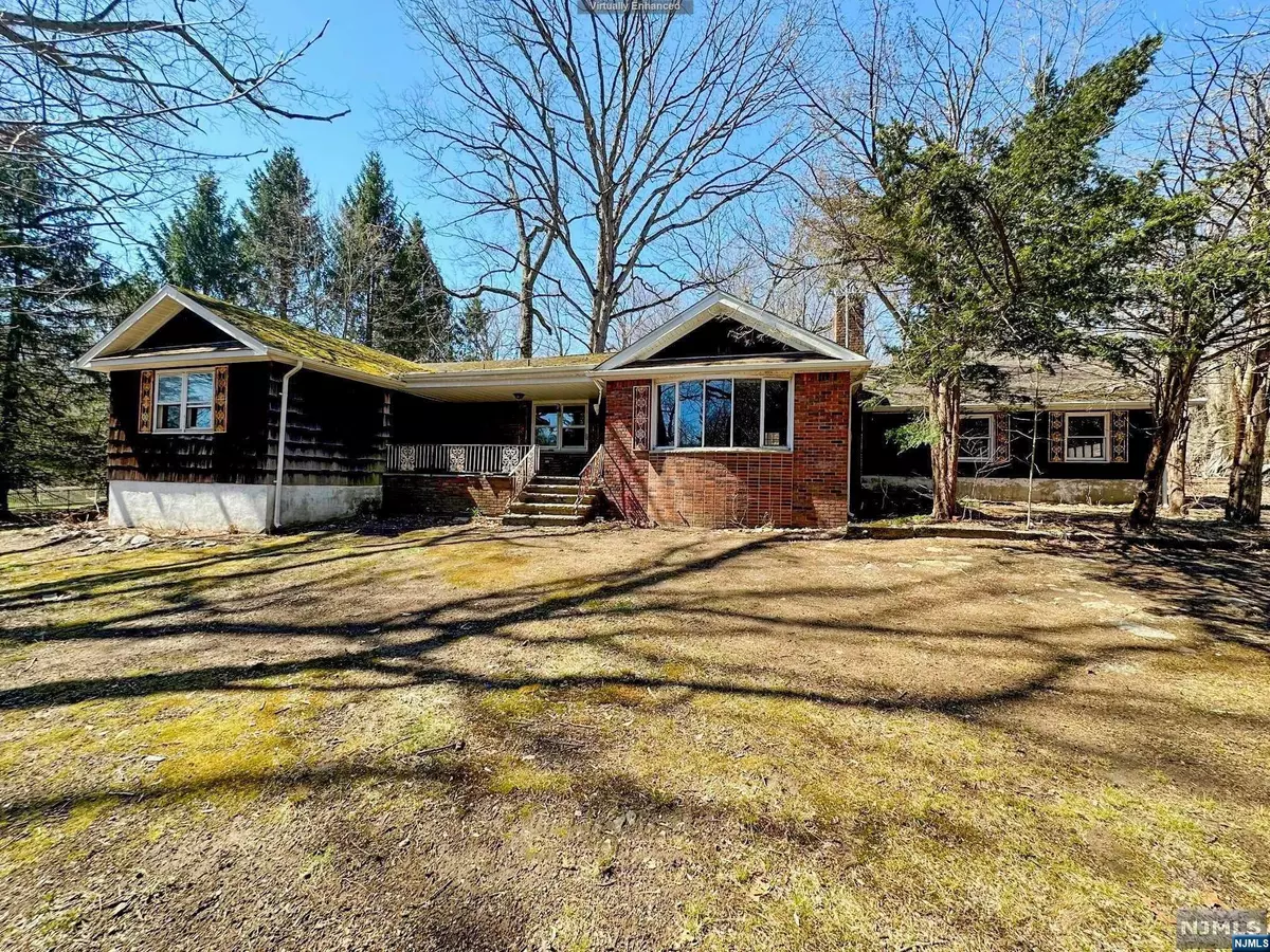 Bloomingdale, NJ 07403,255 Glenwild AVE