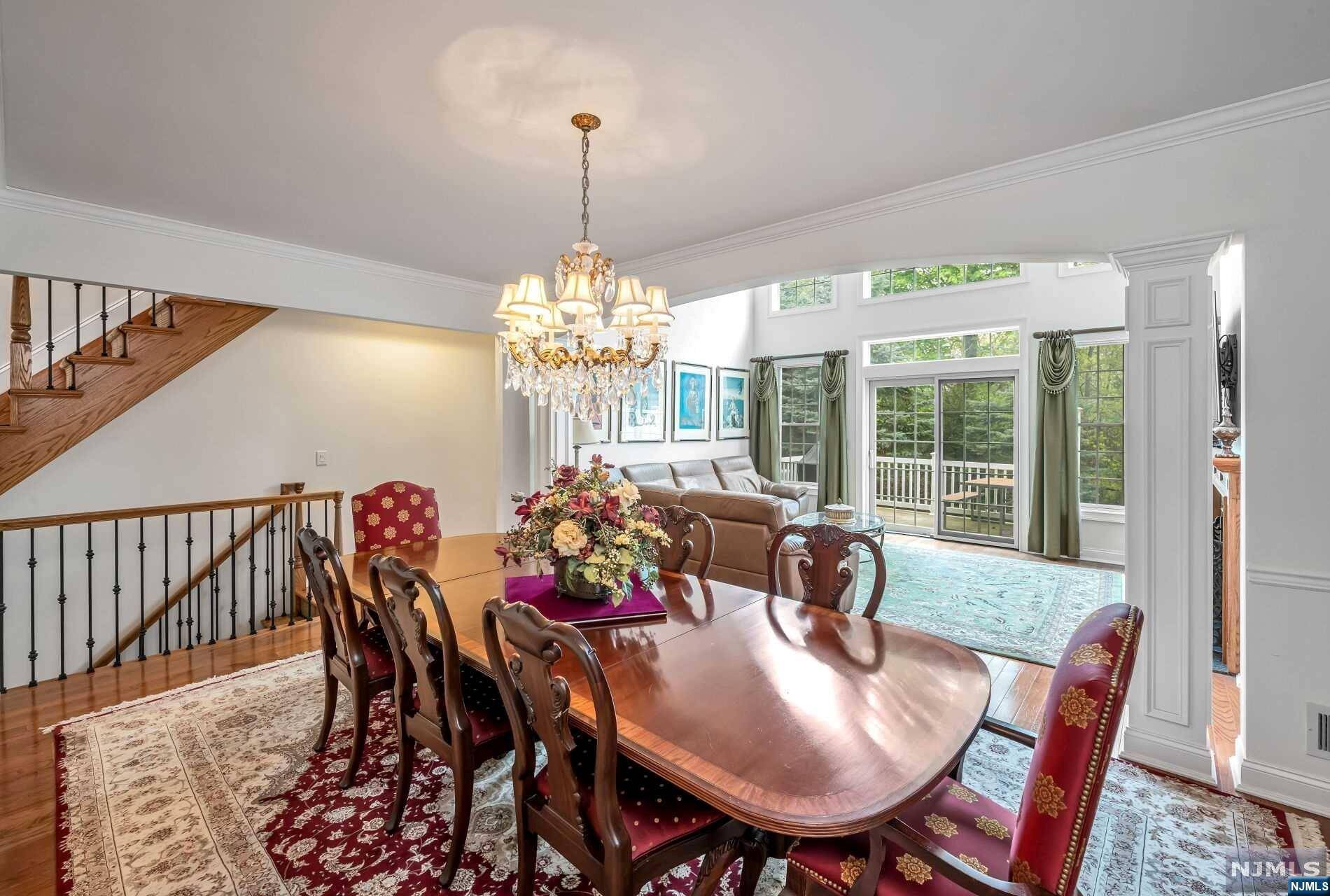 Ramsey, NJ 07446,47 Windsor LN