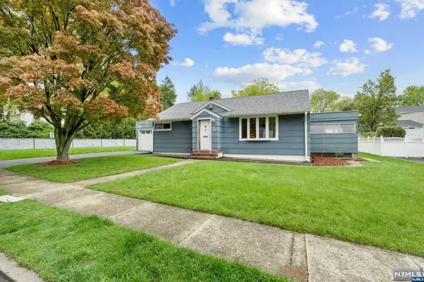 Dumont, NJ 07628,111 Brookfield RD