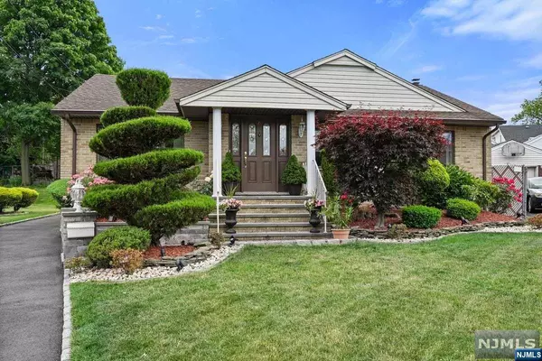 11 Robert CT, Lodi, NJ 07644