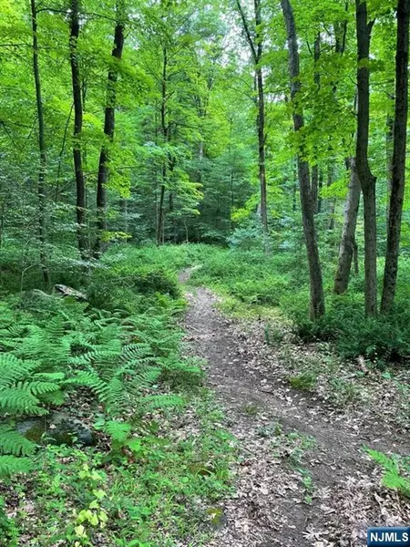 750 Waterloo RD, Byram, NJ 07874