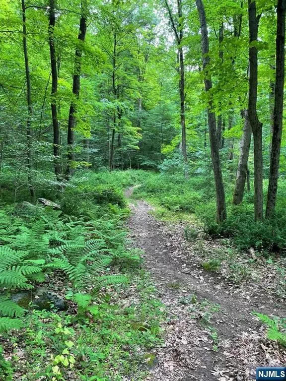 Byram, NJ 07874,750 Waterloo RD