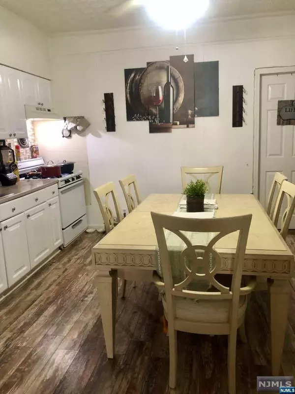 Clifton, NJ 07014,312 Rutherford BLVD