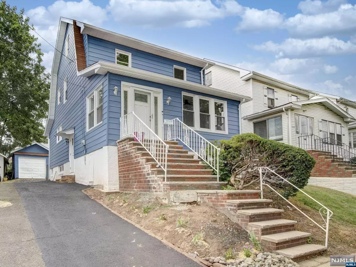 Hillside, NJ 07205,1440 Parkview TER