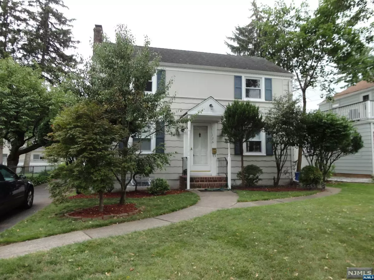 Teaneck, NJ 07666,126 Van Buren AVE