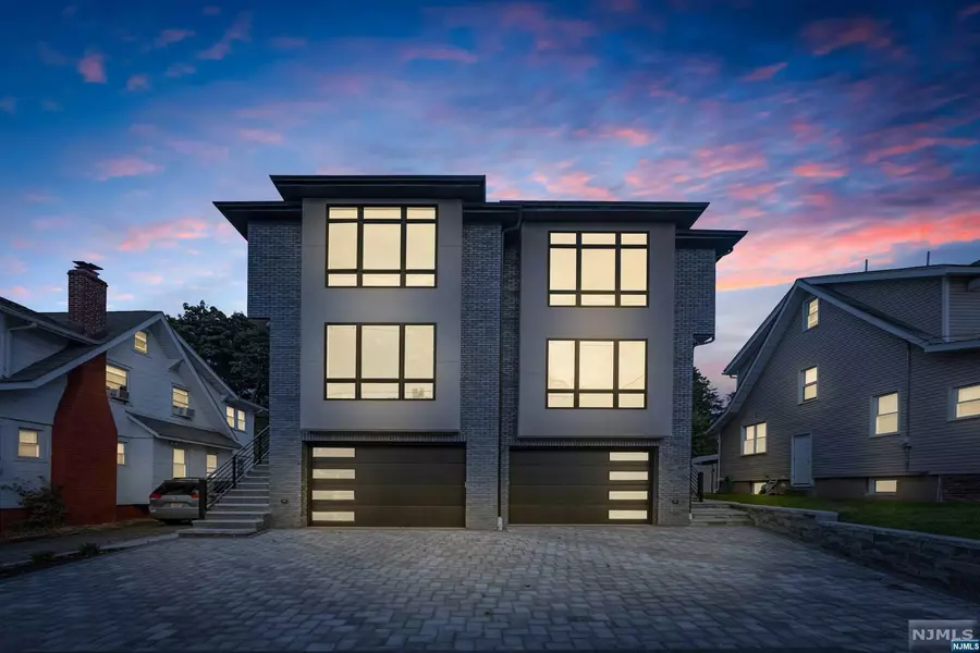 226 Columbus AVE #A, Palisades Park, NJ 07650