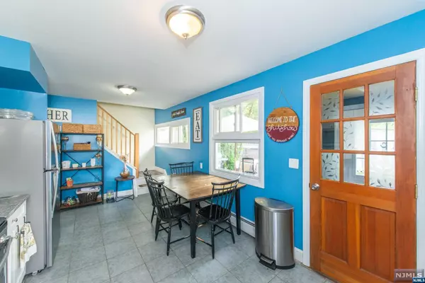 Pompton Lakes, NJ 07442,1462 Riveredge DR