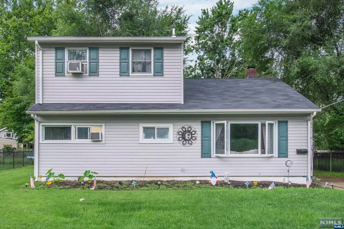 Pompton Lakes, NJ 07442,1462 Riveredge DR