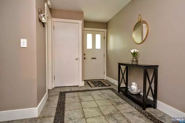 River Vale, NJ 07675,514 Piermont AVE