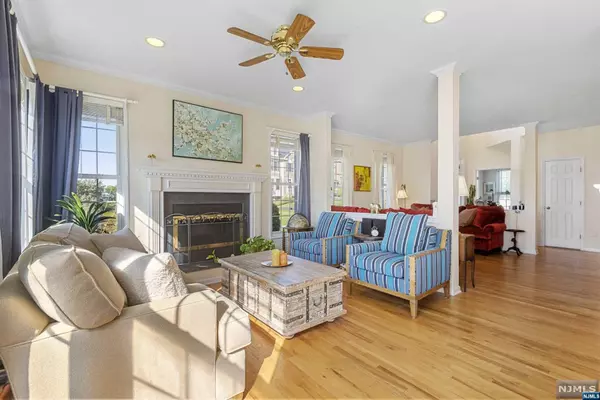 Woodland Park, NJ 07424,36 Winding WAY