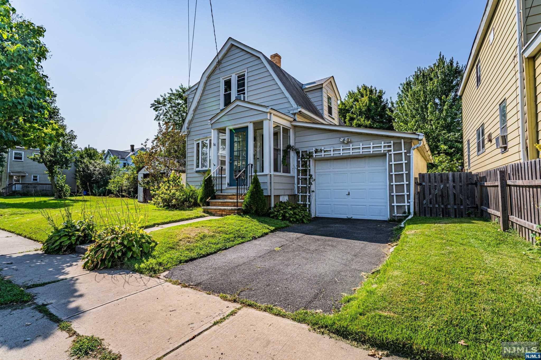 Bloomfield, NJ 07003,16 Pulaski ST