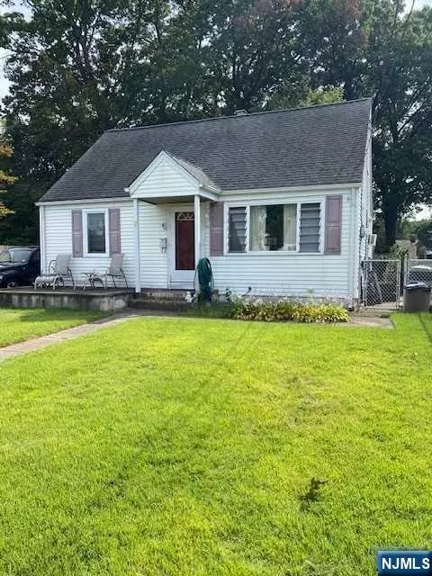 Elmwood Park, NJ 07407,2 English AVE