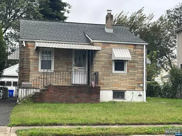 86 N 5th ST, Saddle Brook, NJ 07663