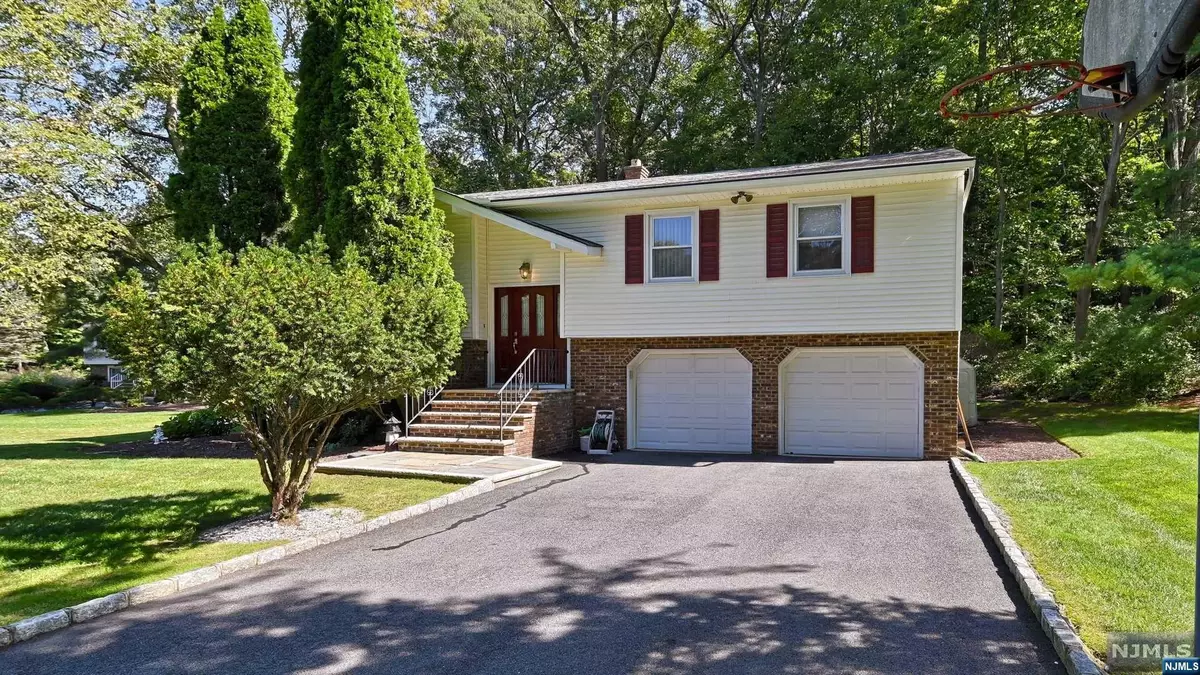 Ringwood, NJ 07456,41 Olive LN