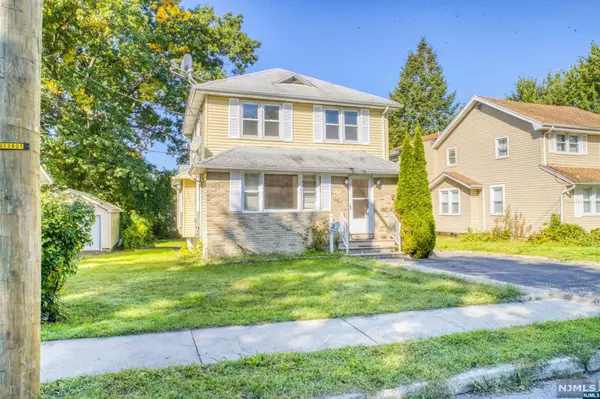 152 Park AVE, Dumont, NJ 07628