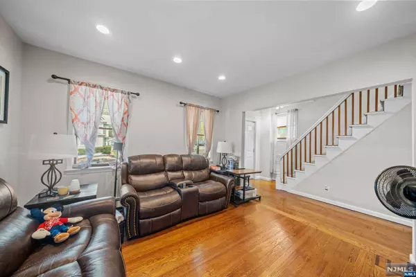 Bogota, NJ 07603,138 Homestead PL