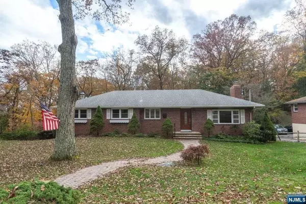 133 Hillside DR, Bloomingdale, NJ 07403