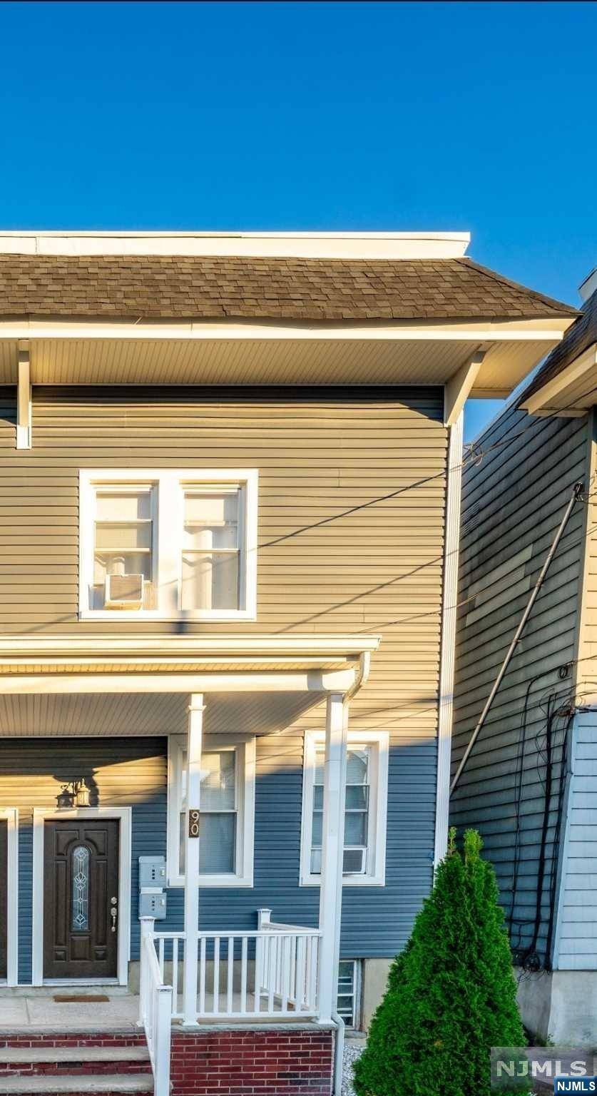 Kearny, NJ 07032,90 Windsor ST