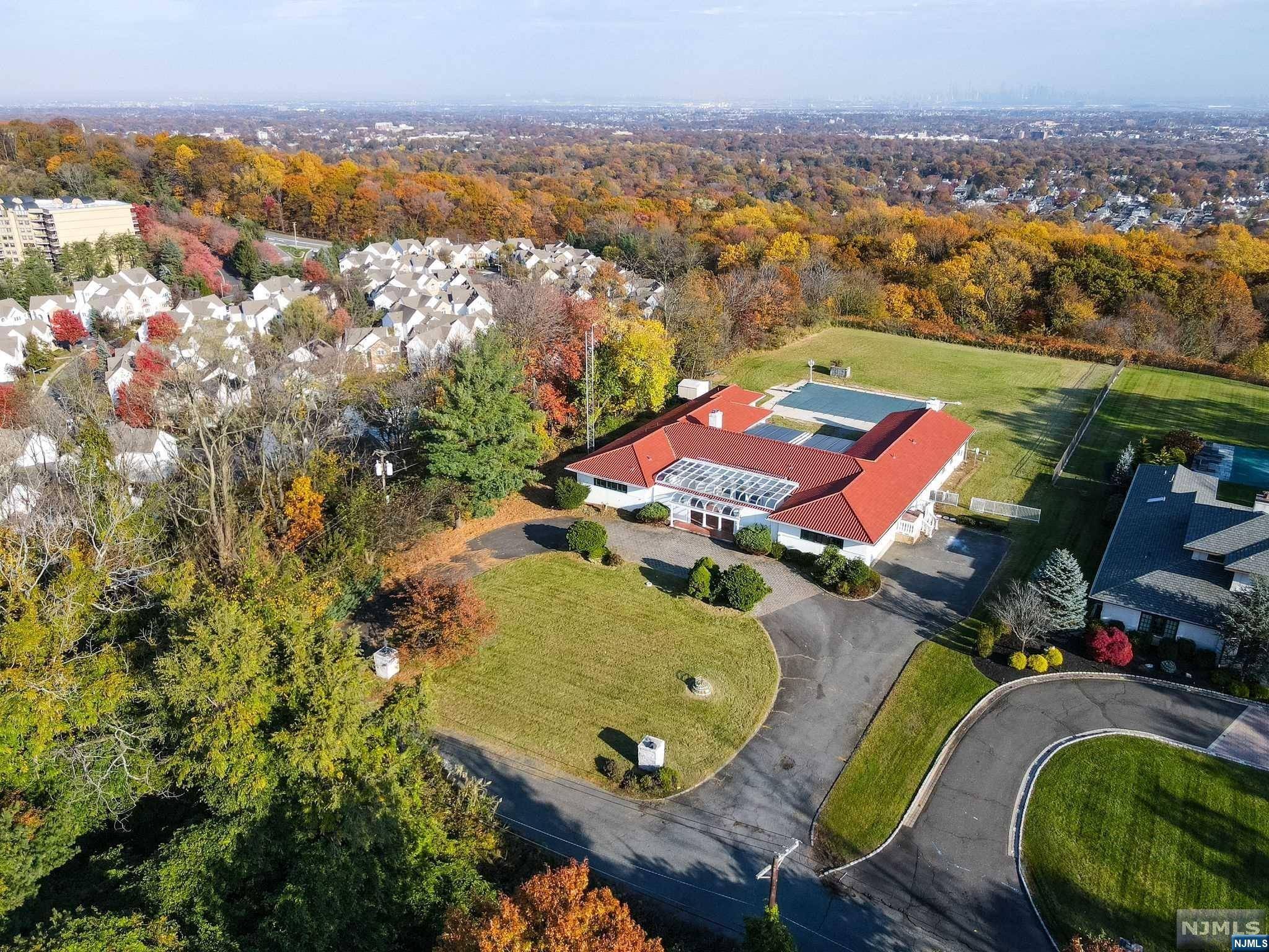 West Orange, NJ 07052,2 Eagle Ridge WAY