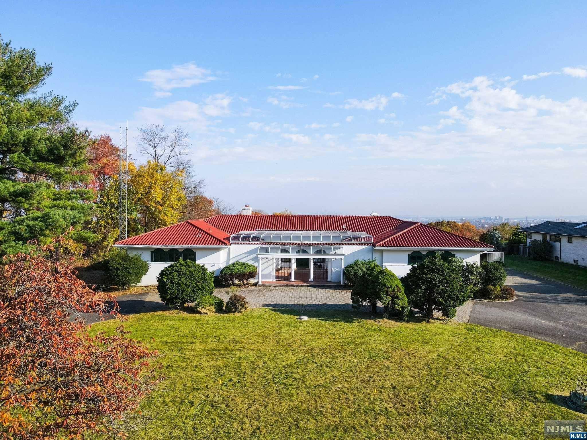 West Orange, NJ 07052,2 Eagle Ridge WAY