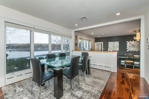 344 Pompton AVE, Pompton Lakes, NJ 07442