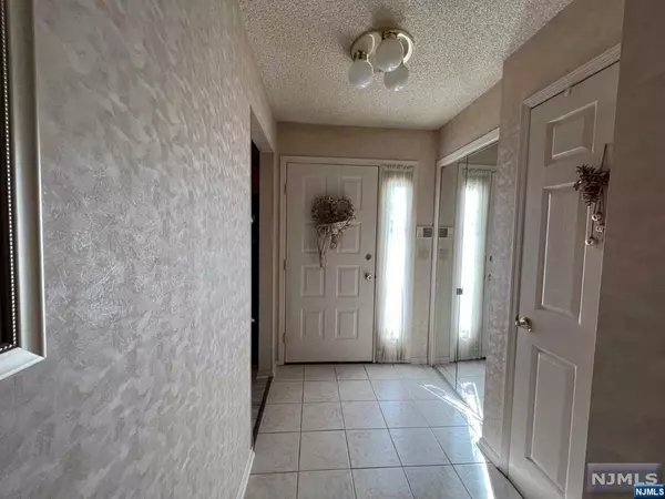 Montville Township, NJ 07045,12 Eckhardt CIR