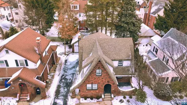 Teaneck, NJ 07666,177 Carlton TER