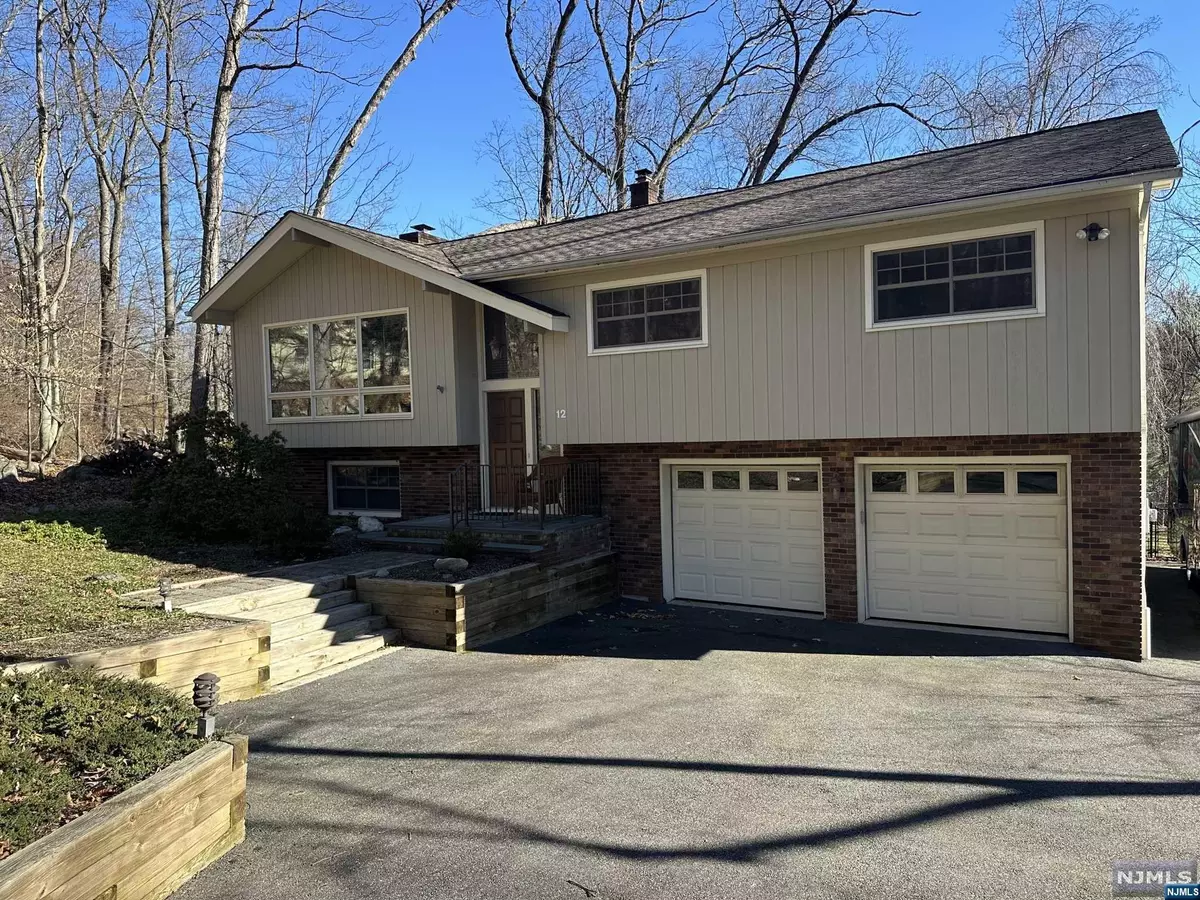 Montville Township, NJ 07045,12 Glenwood DR