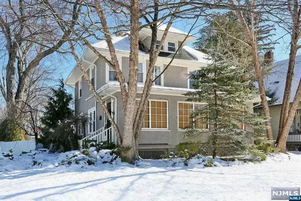 Glen Rock, NJ 07452,375 Ackerman AVE