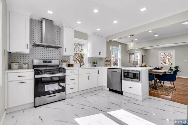 Garwood, NJ 07027,167 Myrtle AVE