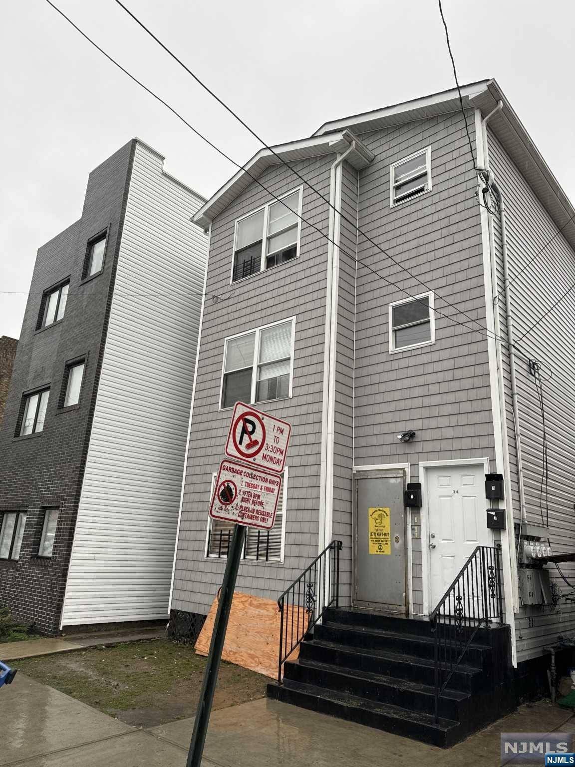 34 Auburn ST, Paterson, NJ 07501