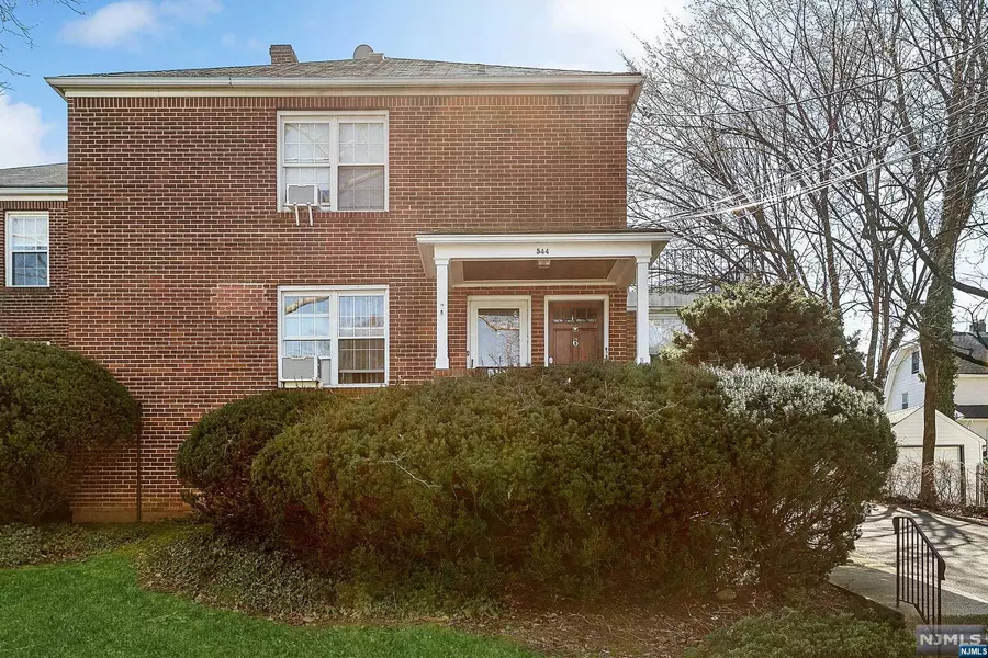 544 Broad AVE #5, Leonia, NJ 07605