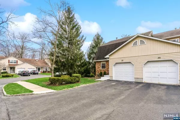 Chatham Township, NJ 07928,73 Canterbury RD
