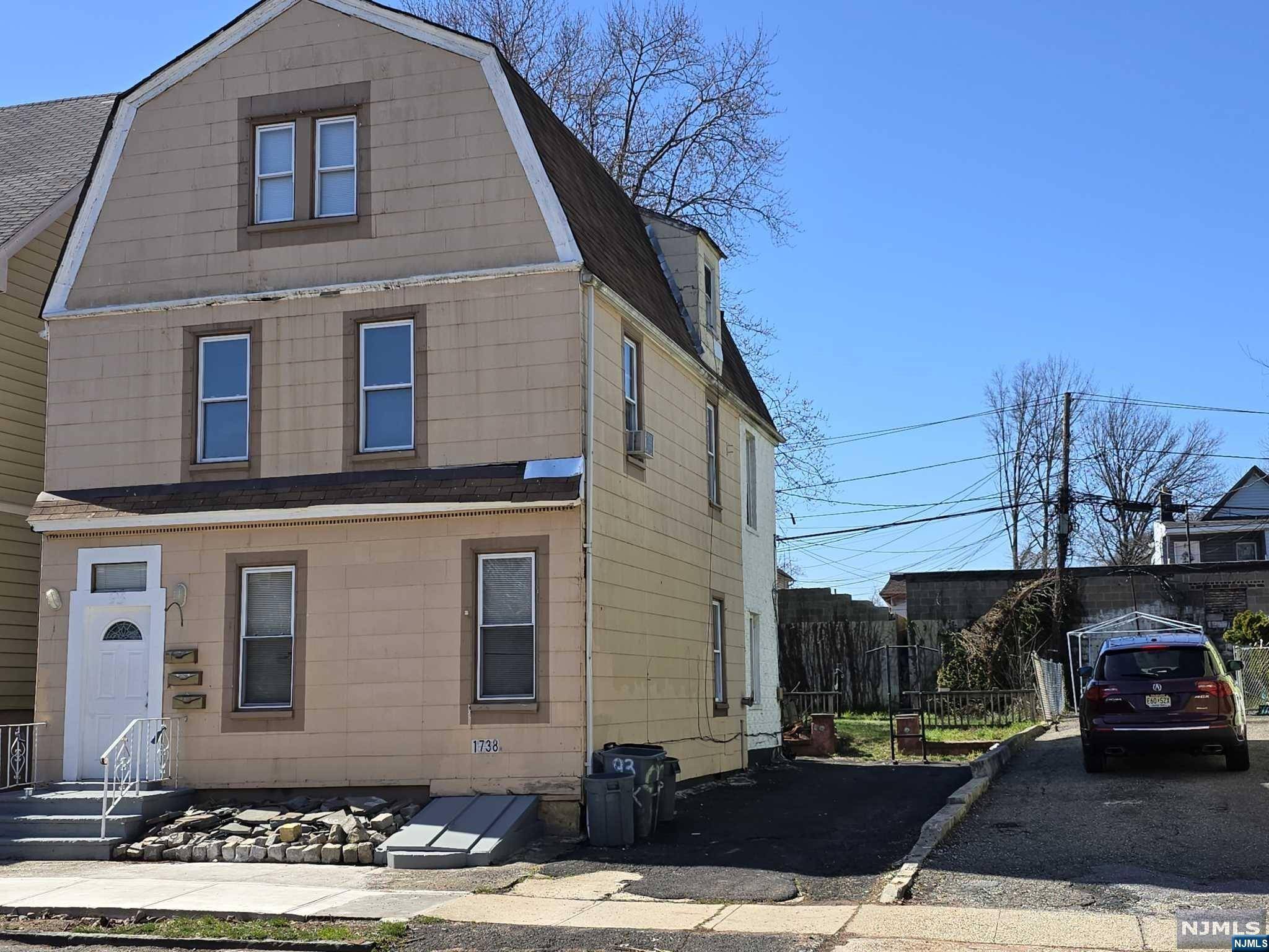 93 Bedford ST, East Orange, NJ 07018