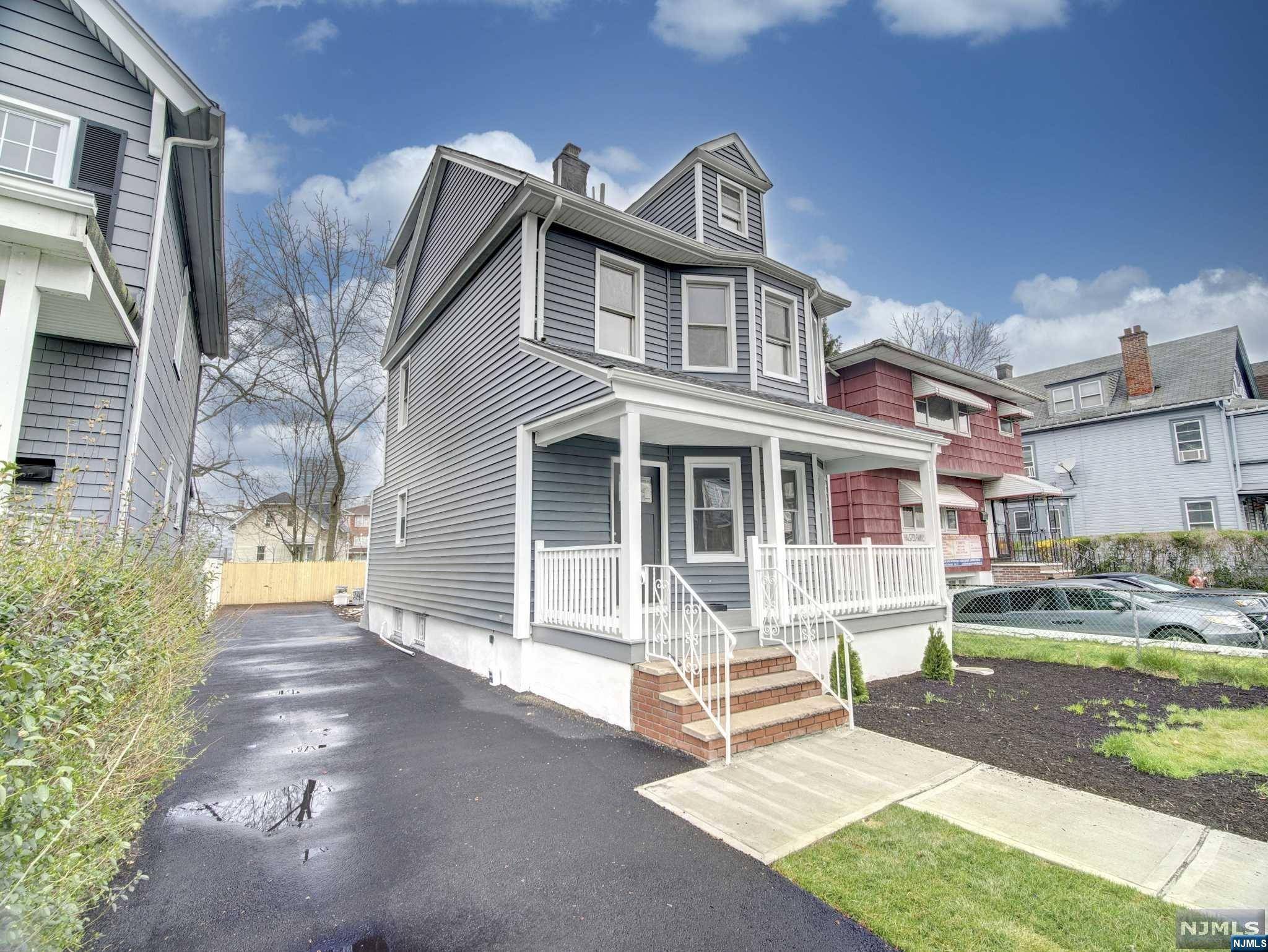 245 Halsted ST, East Orange, NJ 07018