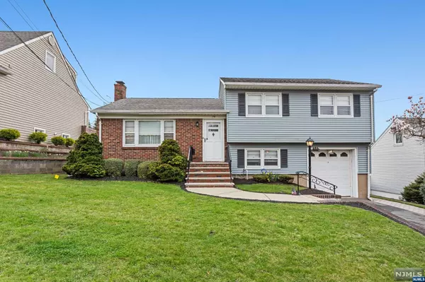 118 Alden ST, Wallington, NJ 07057