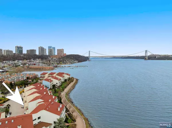Edgewater, NJ 07020,1225 River RD #11A