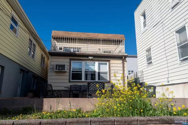 415 Walker ST, Fairview, NJ 07022